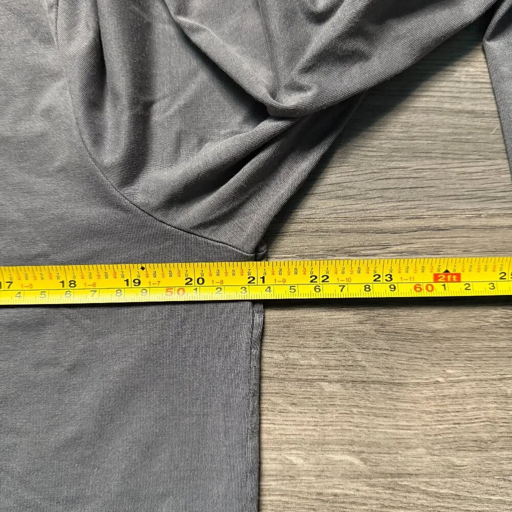 Lululemon Men's The Fundamental Long Sleeve Shirt - Grey - Picture 8 of 9